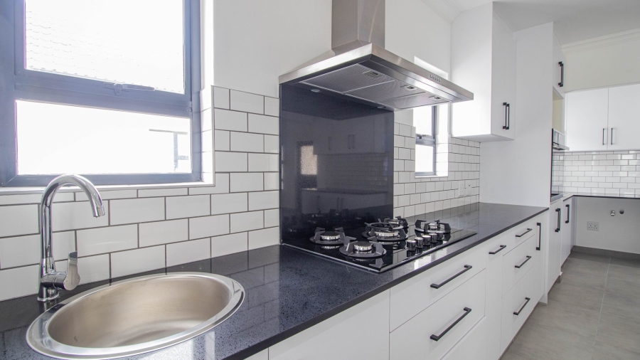 2 Bedroom Property for Sale in Britannia Beach Estate Western Cape